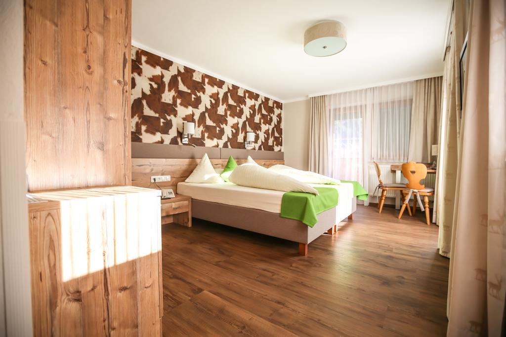 Hotel Landhaus Carla Mayrhofen Δωμάτιο φωτογραφία