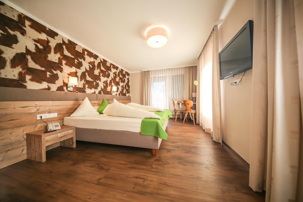 Hotel Landhaus Carla Mayrhofen Εξωτερικό φωτογραφία